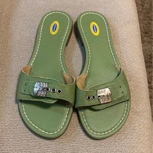 Dr Scholl’s flat out sandals.  Size 8